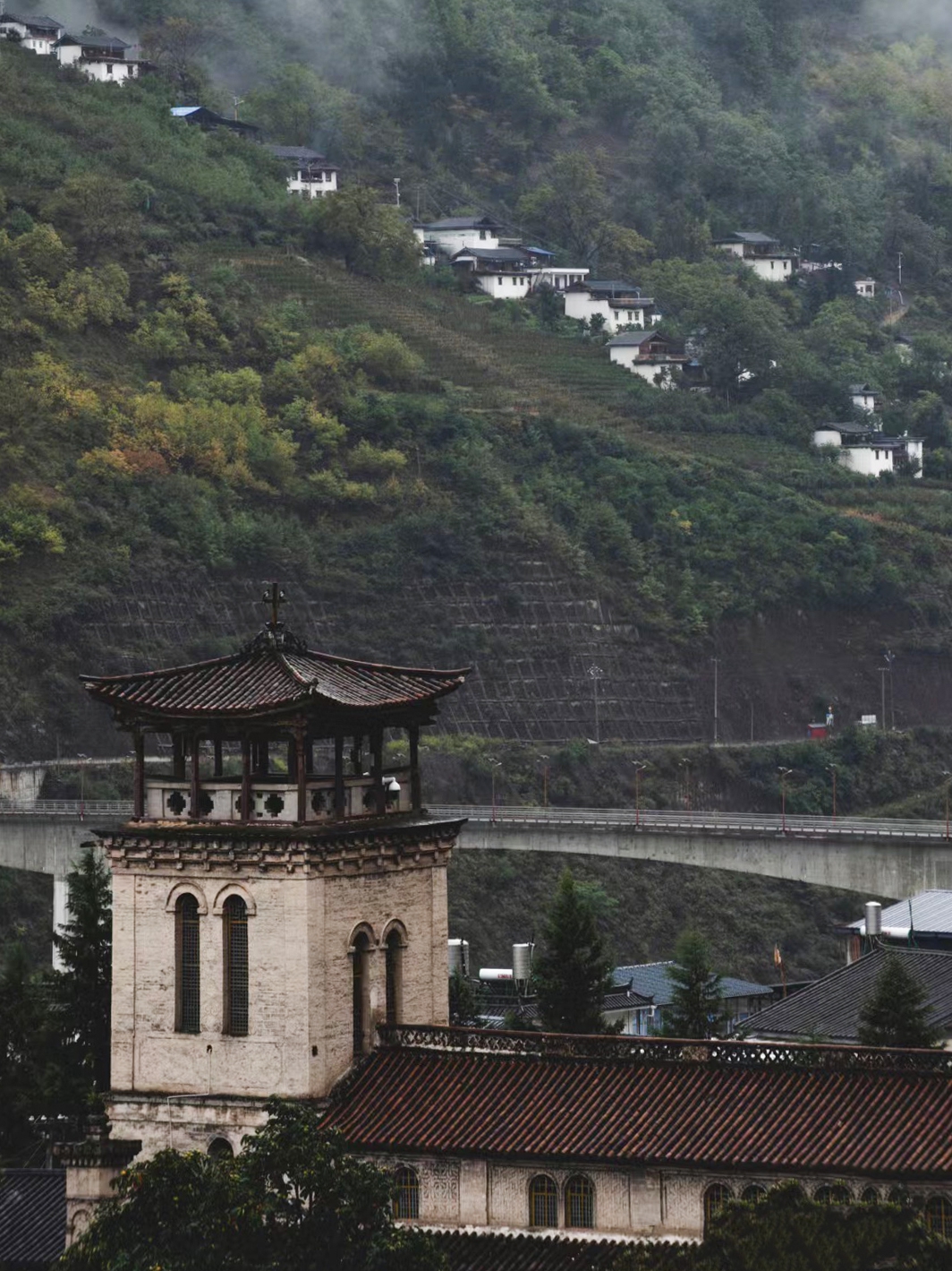 yunnan-迪庆-茨中教堂